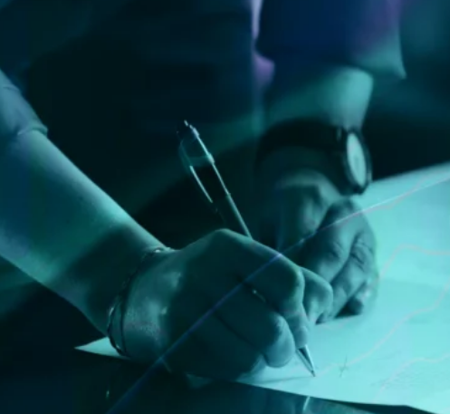 Legal Operations Control: Optimizing Multilingual Workflows for Efficiency and Accuracy